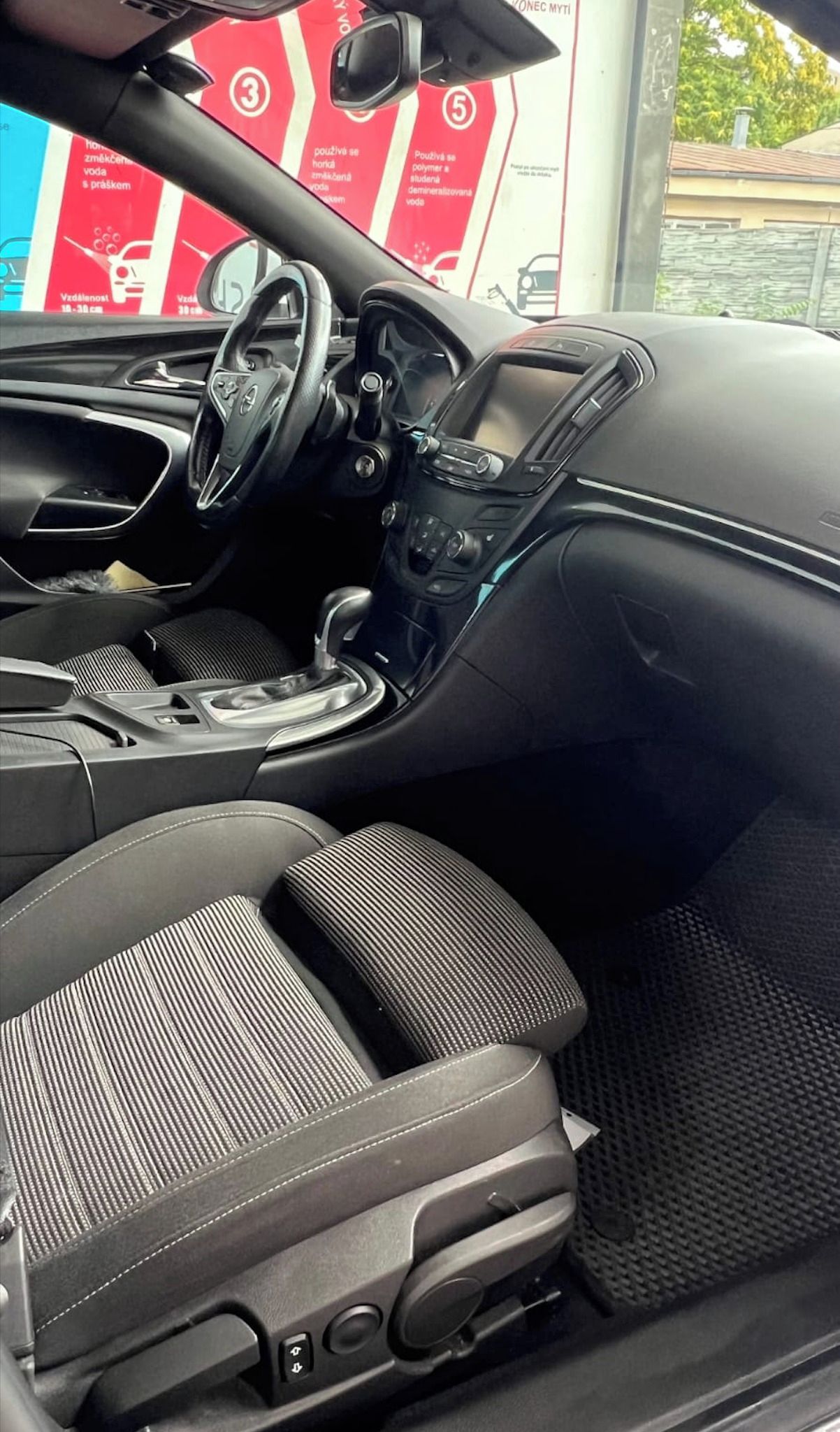 Opel Insignia, 1.6 CDTI Automat, Plný servis - fotka 5