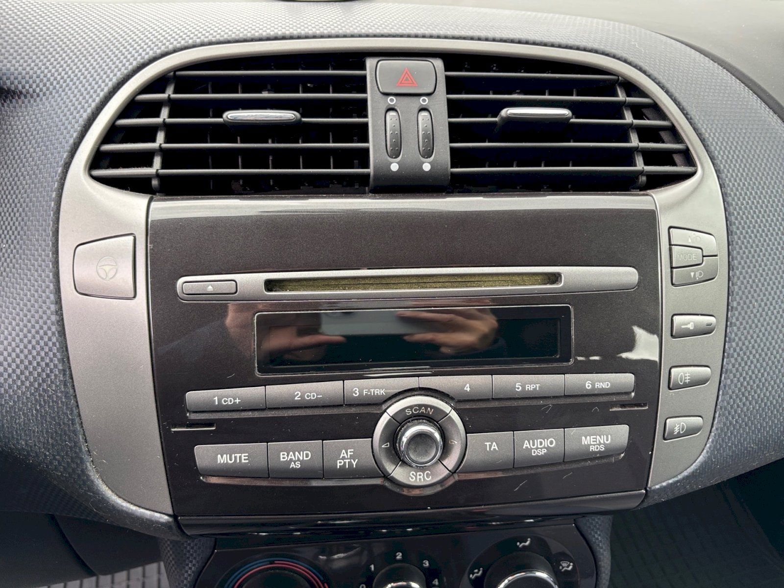 Fiat Bravo, BRAVO 1.4 16V 90 - fotka 6