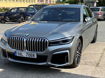 BMW 740d xDrive M Sport, DPH