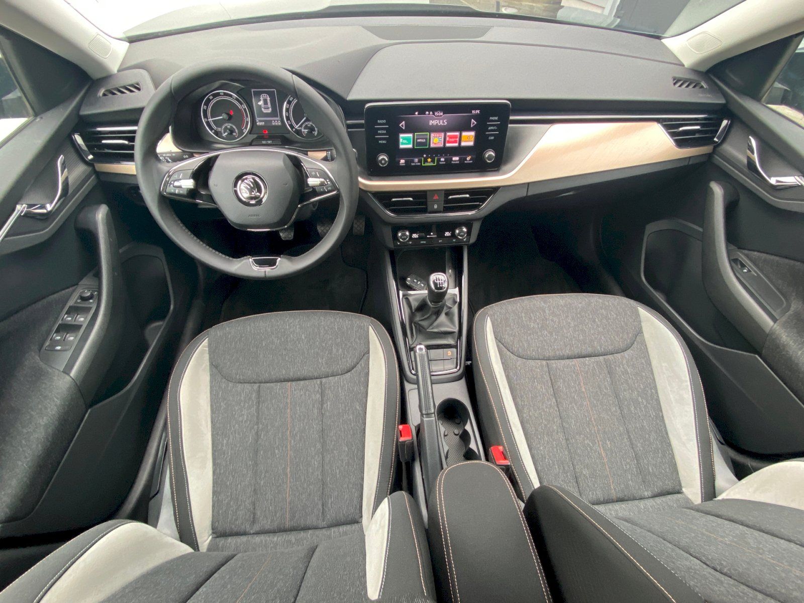 Škoda Kamiq, Style 1.0 TSI 85 kW - fotka 5