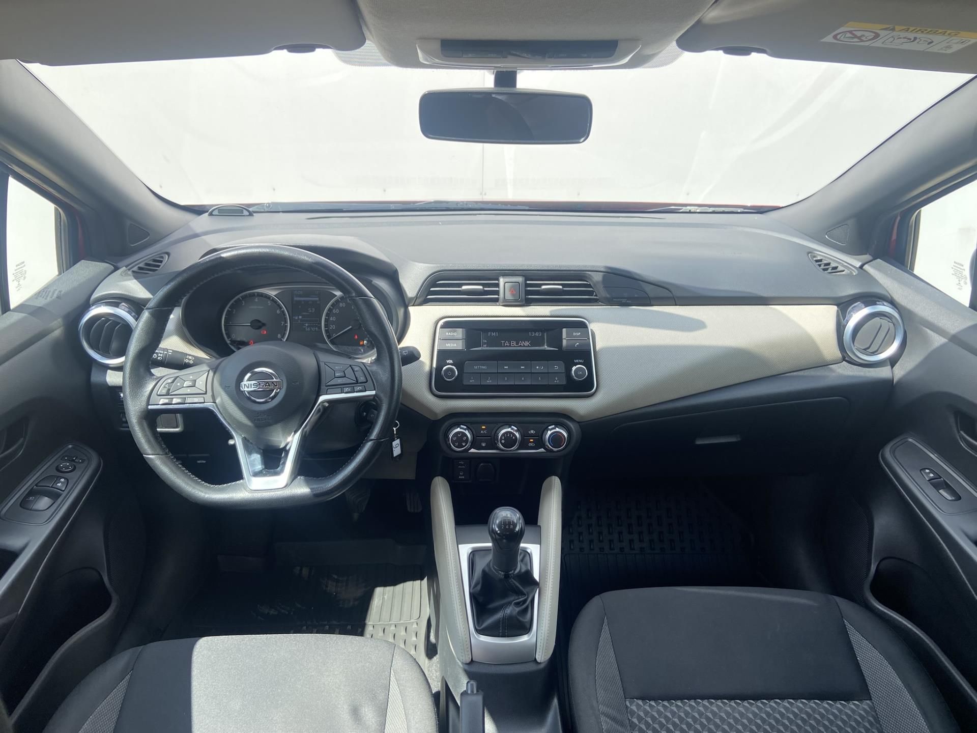 Nissan Micra, 1.0 i 52 kW Visia - fotka 5