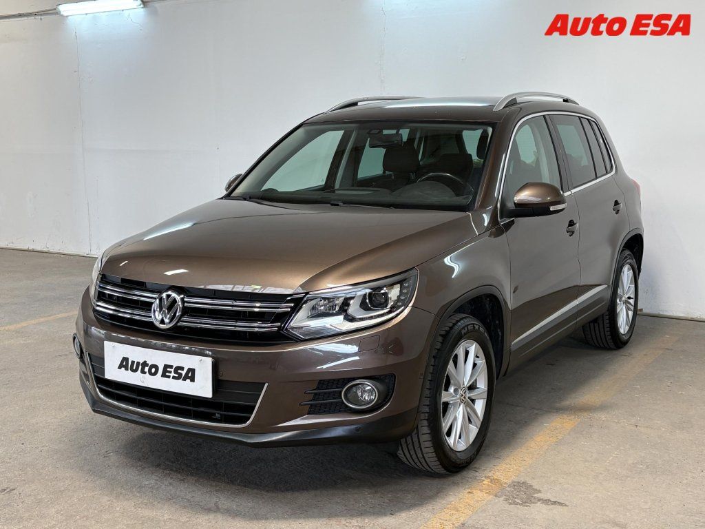 Volkswagen Tiguan, 2.0 TDi 4x4,ČR - fotka 3