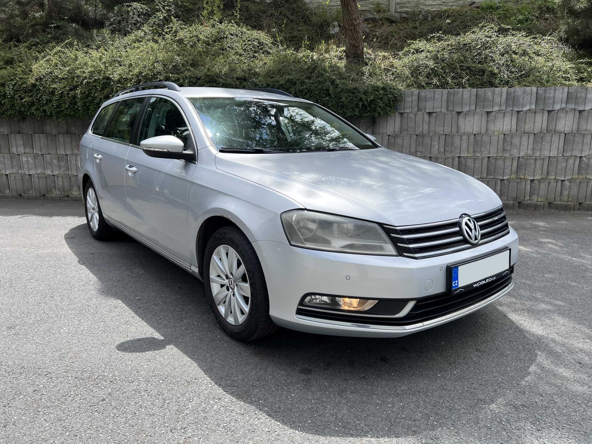 Volkswagen Passat, 2.0 TDi 4MOTION 1.MAJ SERVISKA - fotka 3
