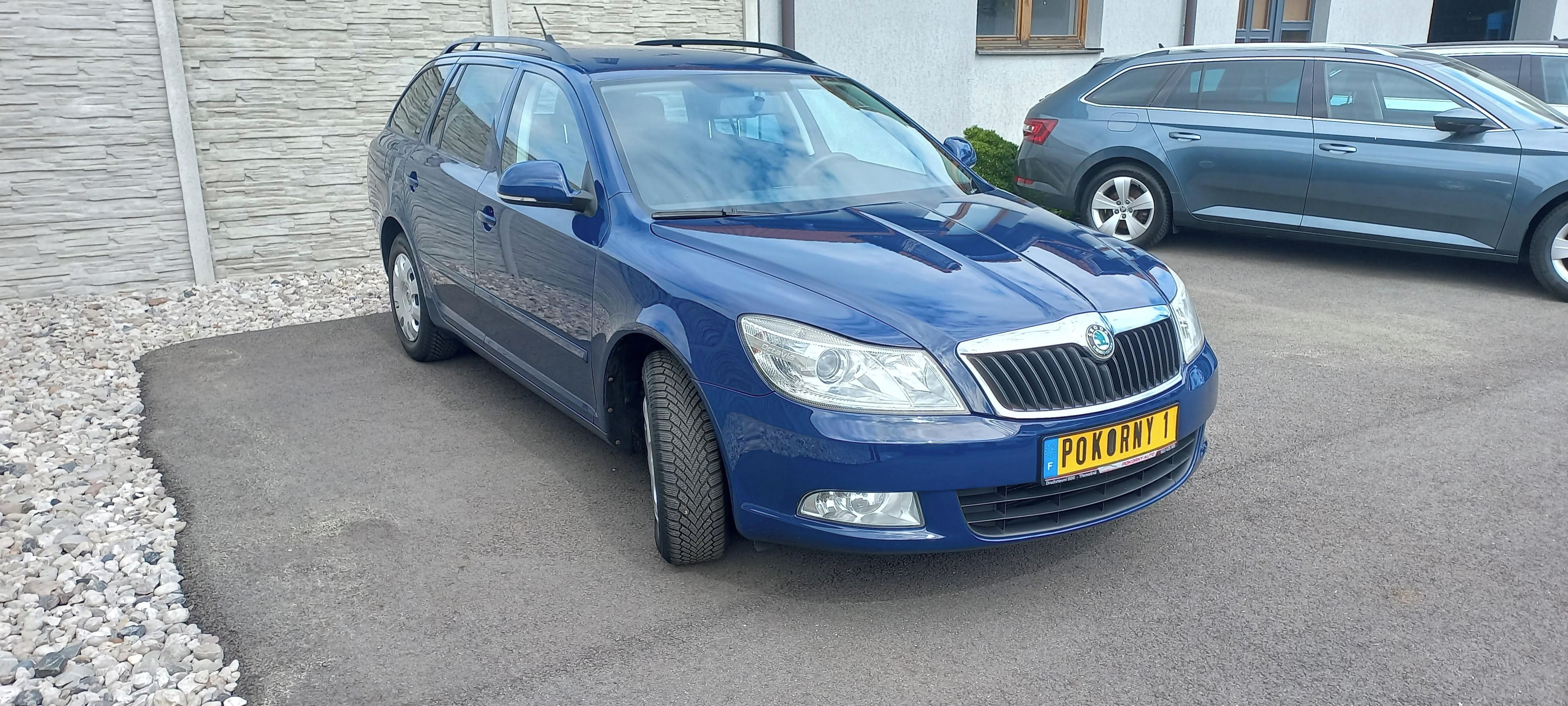 Škoda Octavia, 2.0 TDI 103kw CR  Navi, Pdc - fotka 2