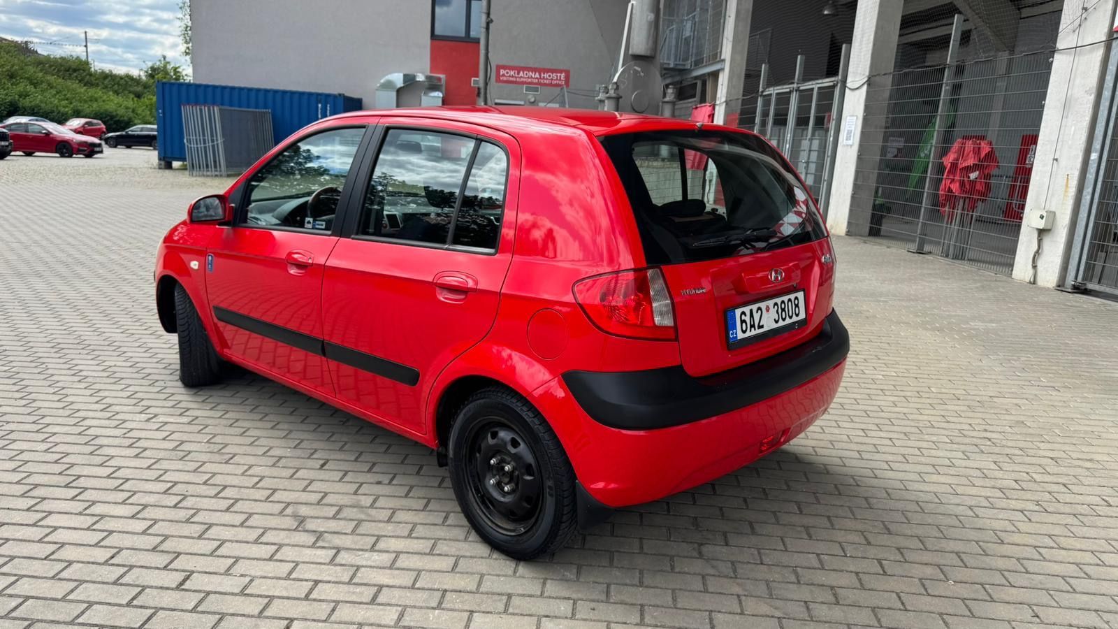 Hyundai Getz, 1,4l 71kw Klimatizace Nová STK - fotka 3
