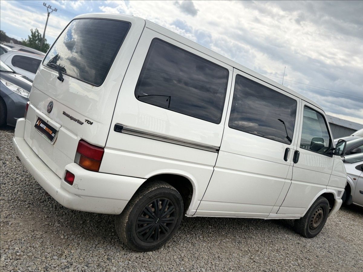 Volkswagen Transporter, 2,5 TDI 9MÍST - fotka 5
