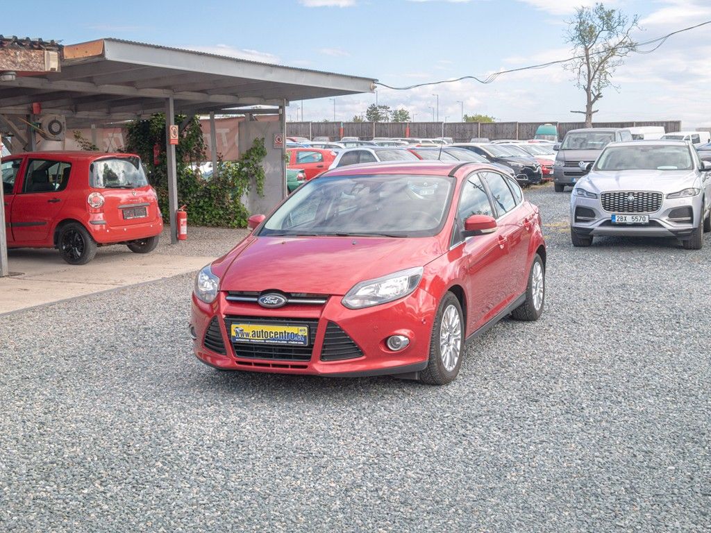 Ford Focus, 1.6i 16V 110KW – VÝBAVA!