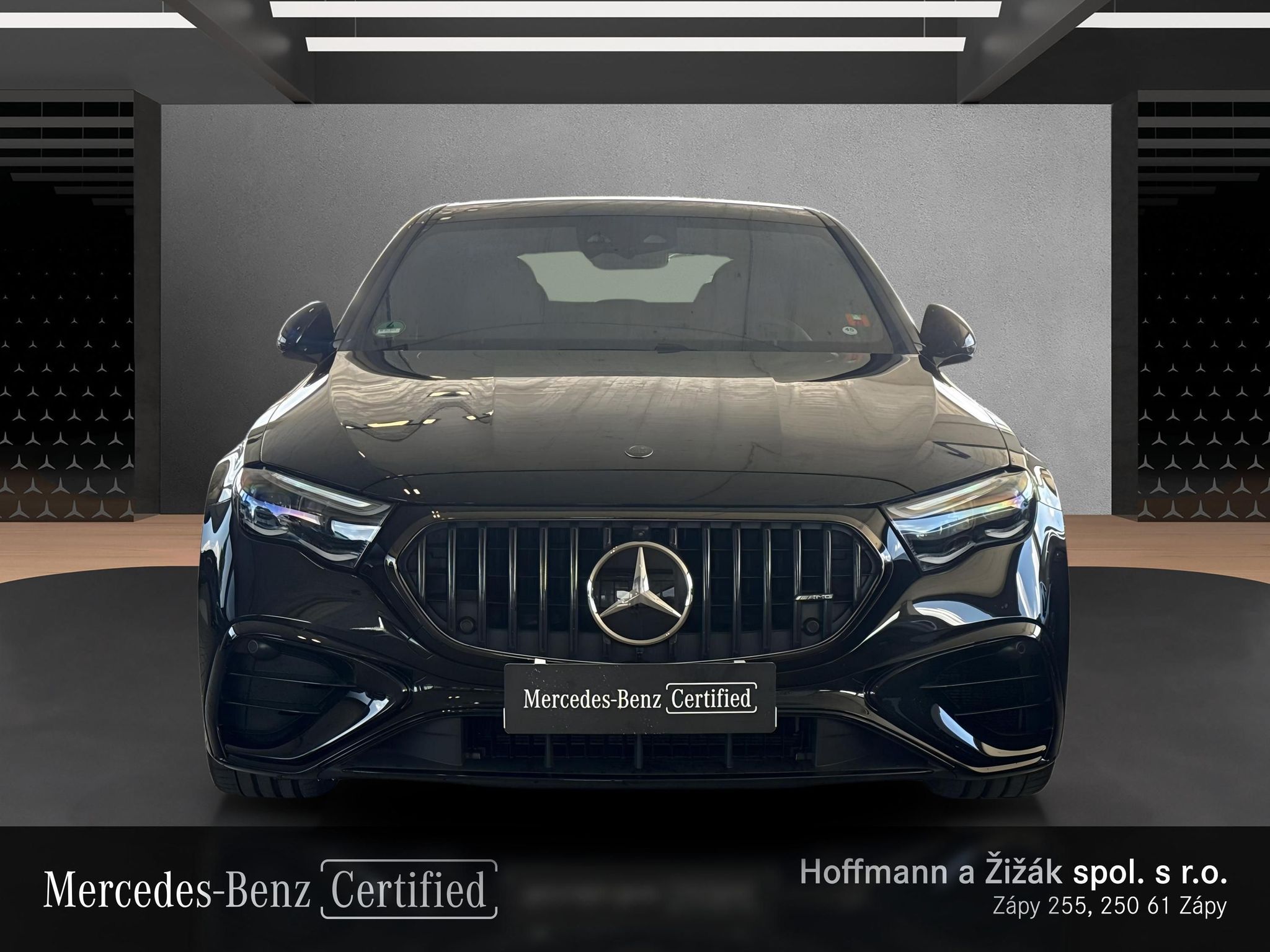 Mercedes-Benz Třídy E, 4MATIC+ - fotka 2