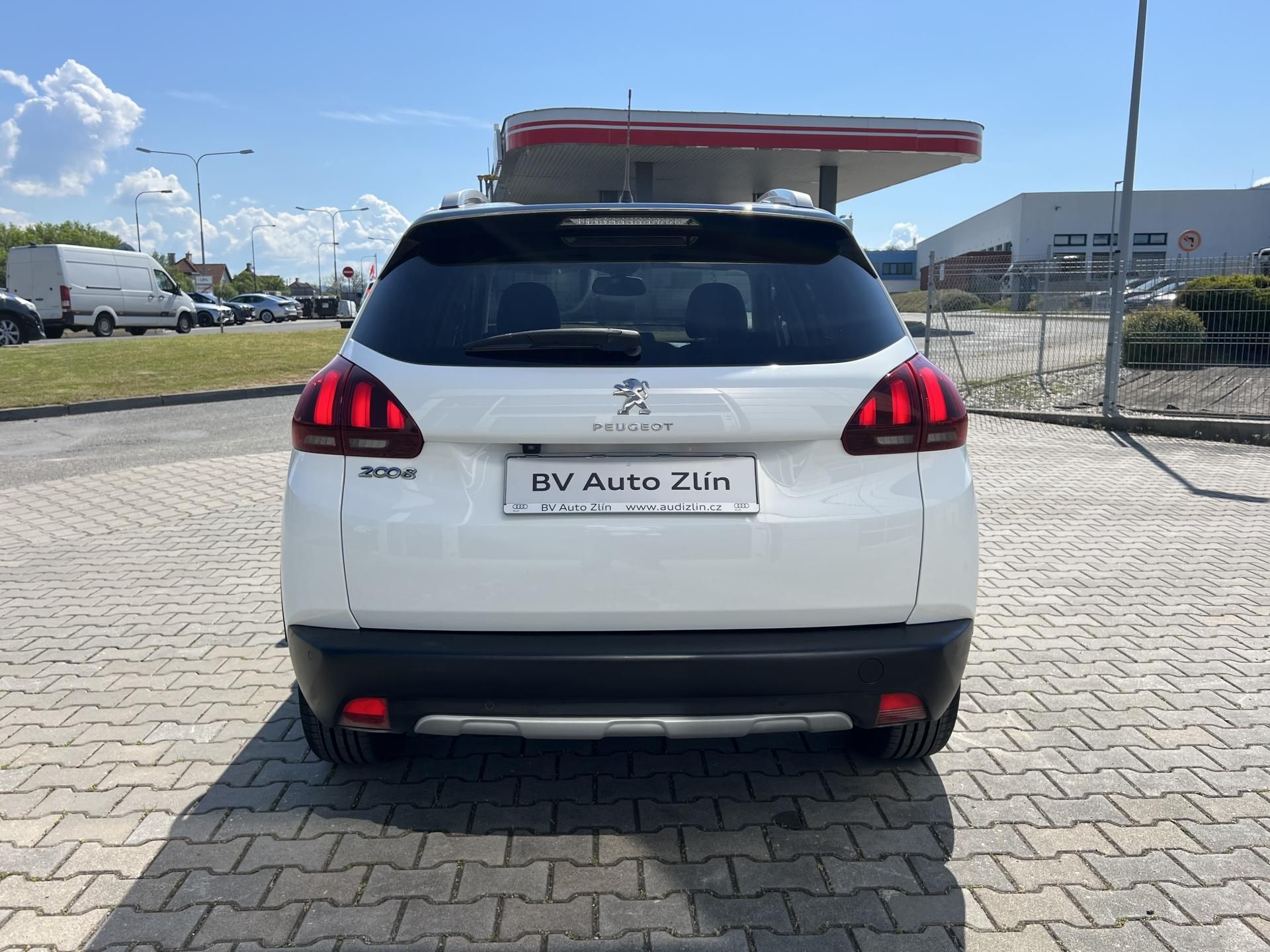 Peugeot 2008, 1.5 BlueHDi - fotka 5