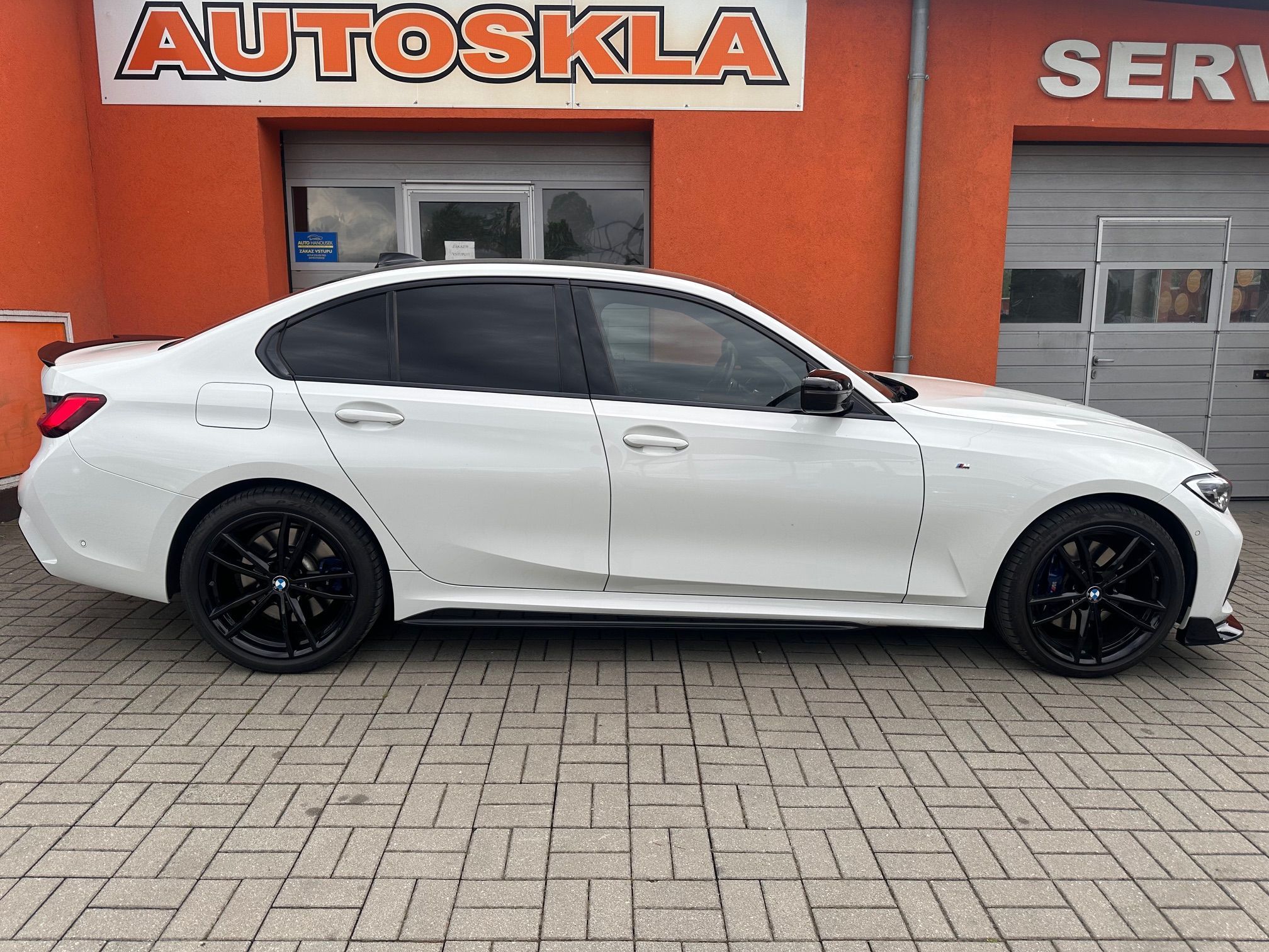 BMW Řada 3, e 215KW M-paket - fotka 4