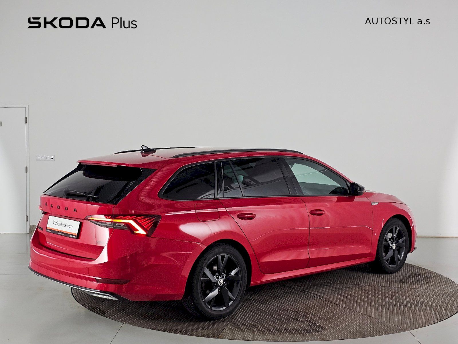 Škoda Octavia, 2.0TSi 140kW 4x4 DSG SPORTLINE - fotka 2