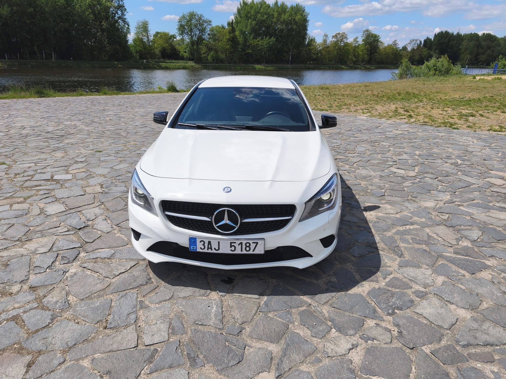 Mercedes-Benz CLA, CLA 220 CDI - fotka 3