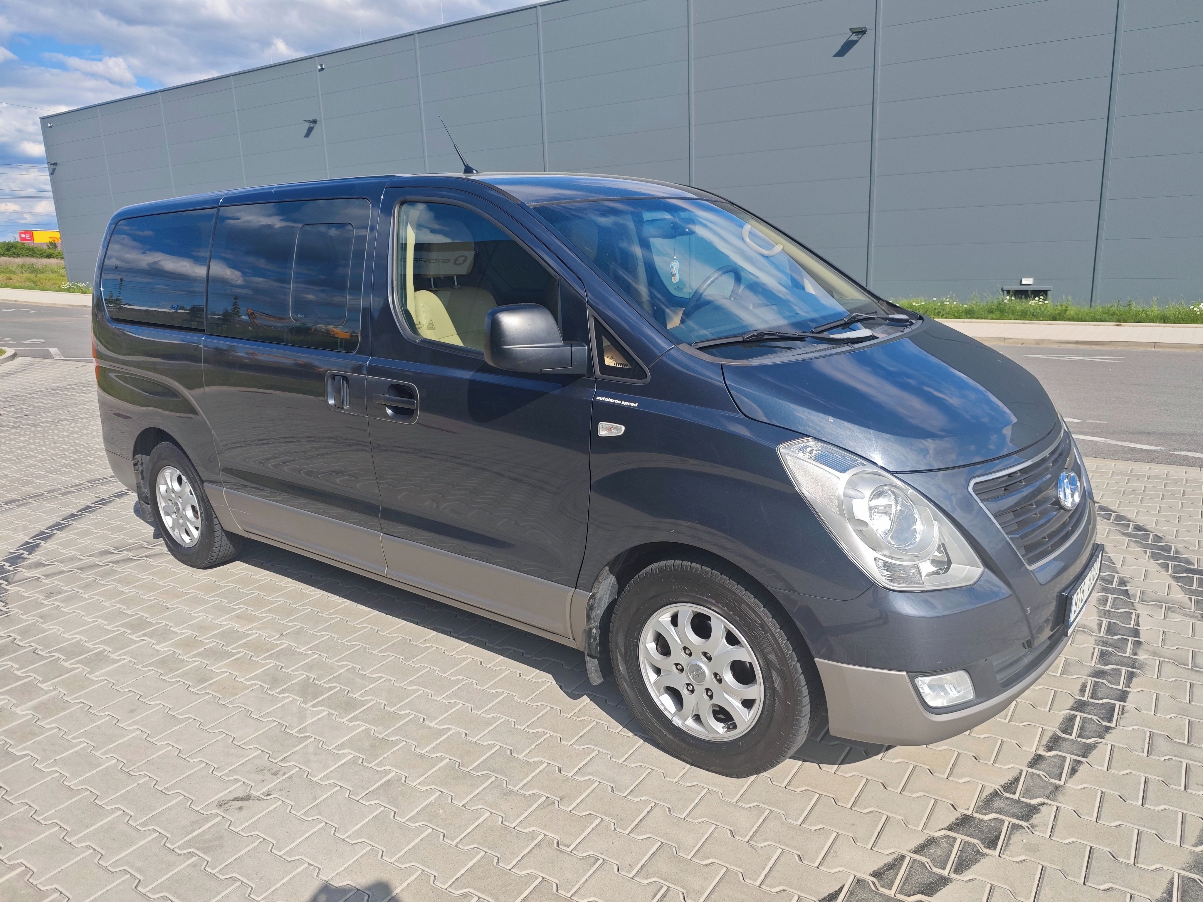 Hyundai H 1, Automat, 2.5crdi 125kw - fotka 6