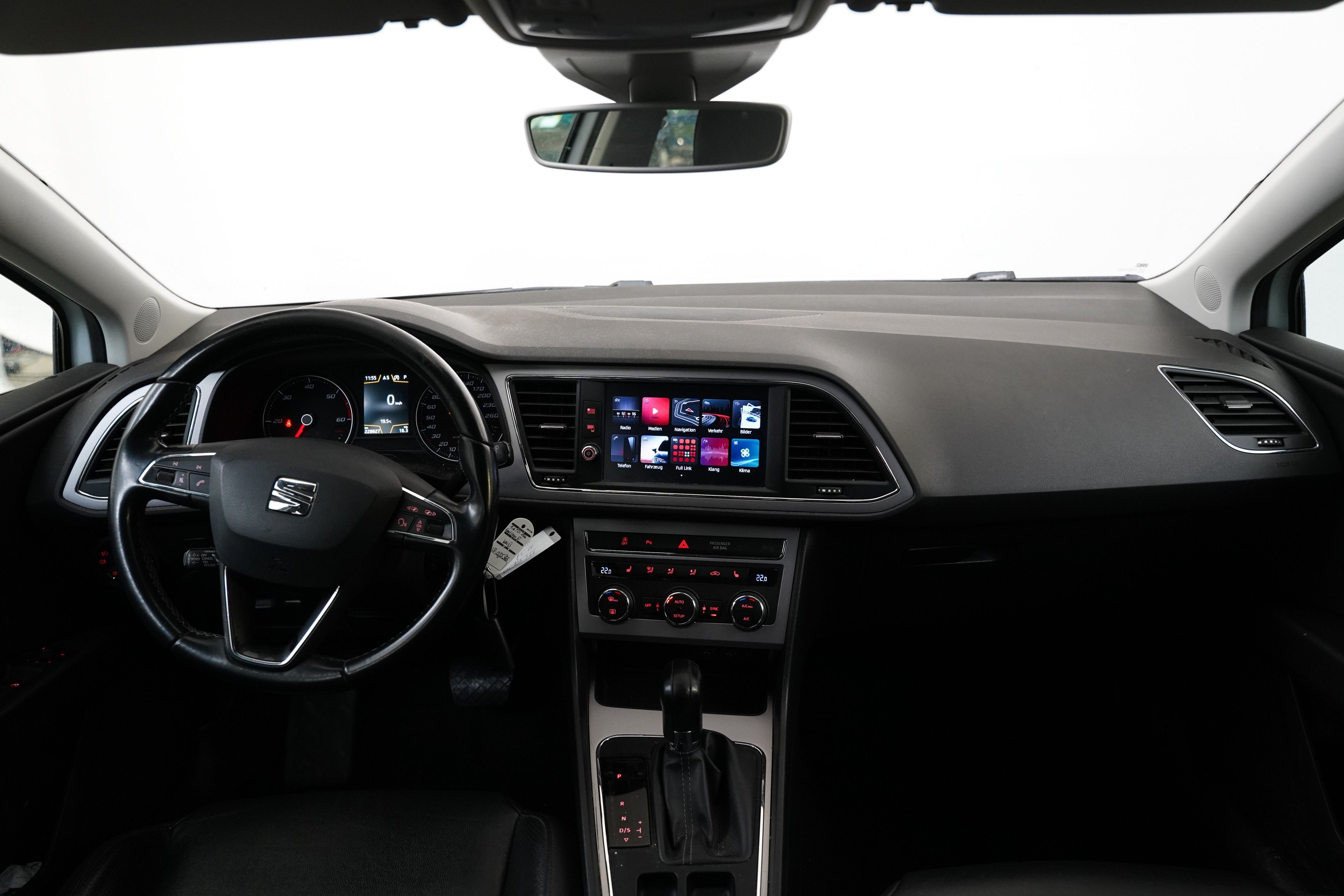 Seat Leon, 1.6 TDI 85 kW DSG Style - fotka 6