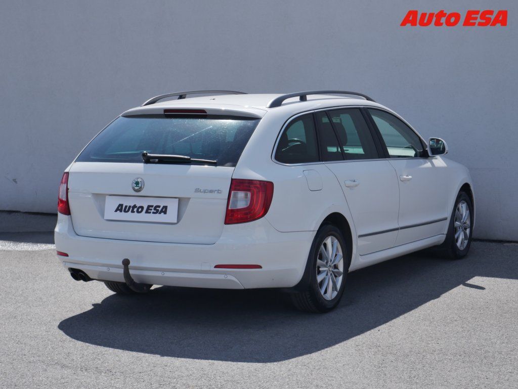 Škoda Superb, 2.0.TDi - fotka 4