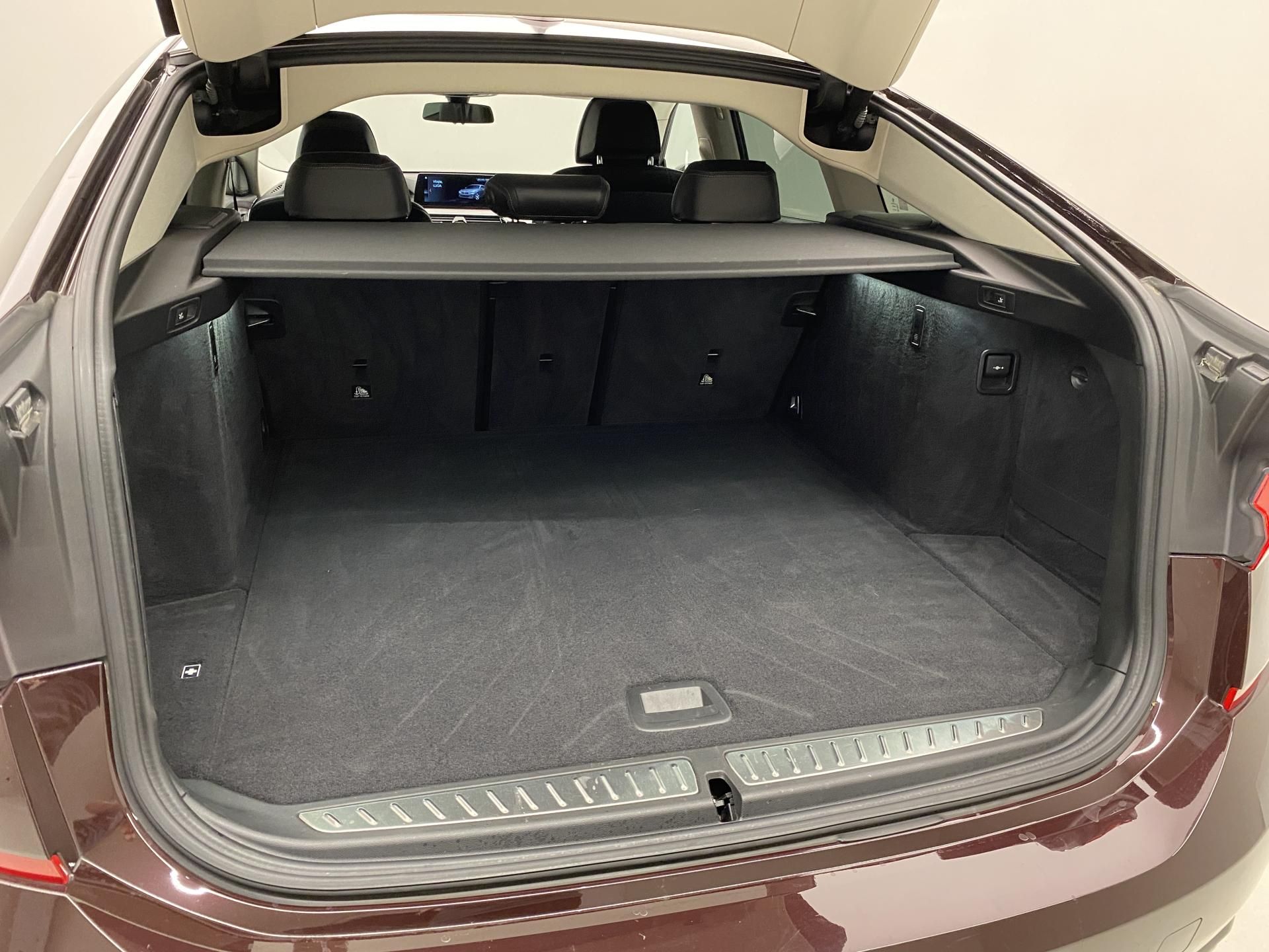 BMW Řada 6, 640i GT LUXURY LINE XDRIVE AUT - fotka 6