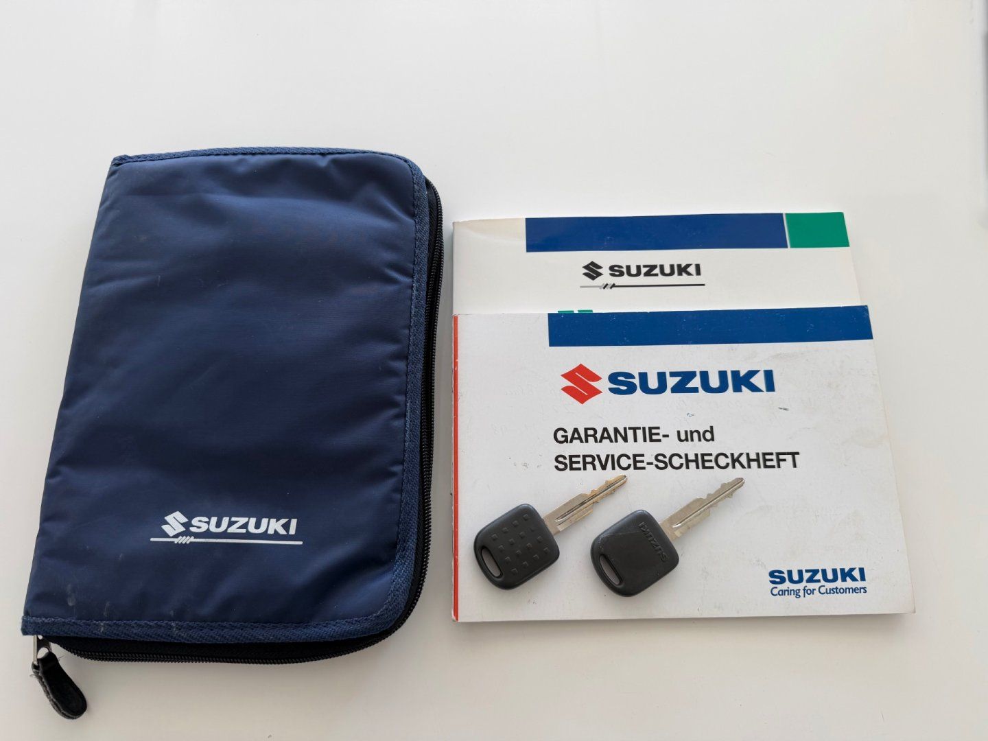 Suzuki Jimny, 1.3 Club 4x4 uzávěra - fotka 2