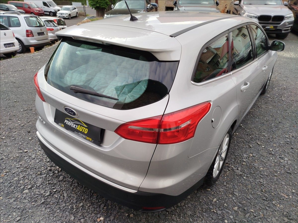 Ford Focus, 1,5 TDCi 88kW, TITANIUM - fotka 6
