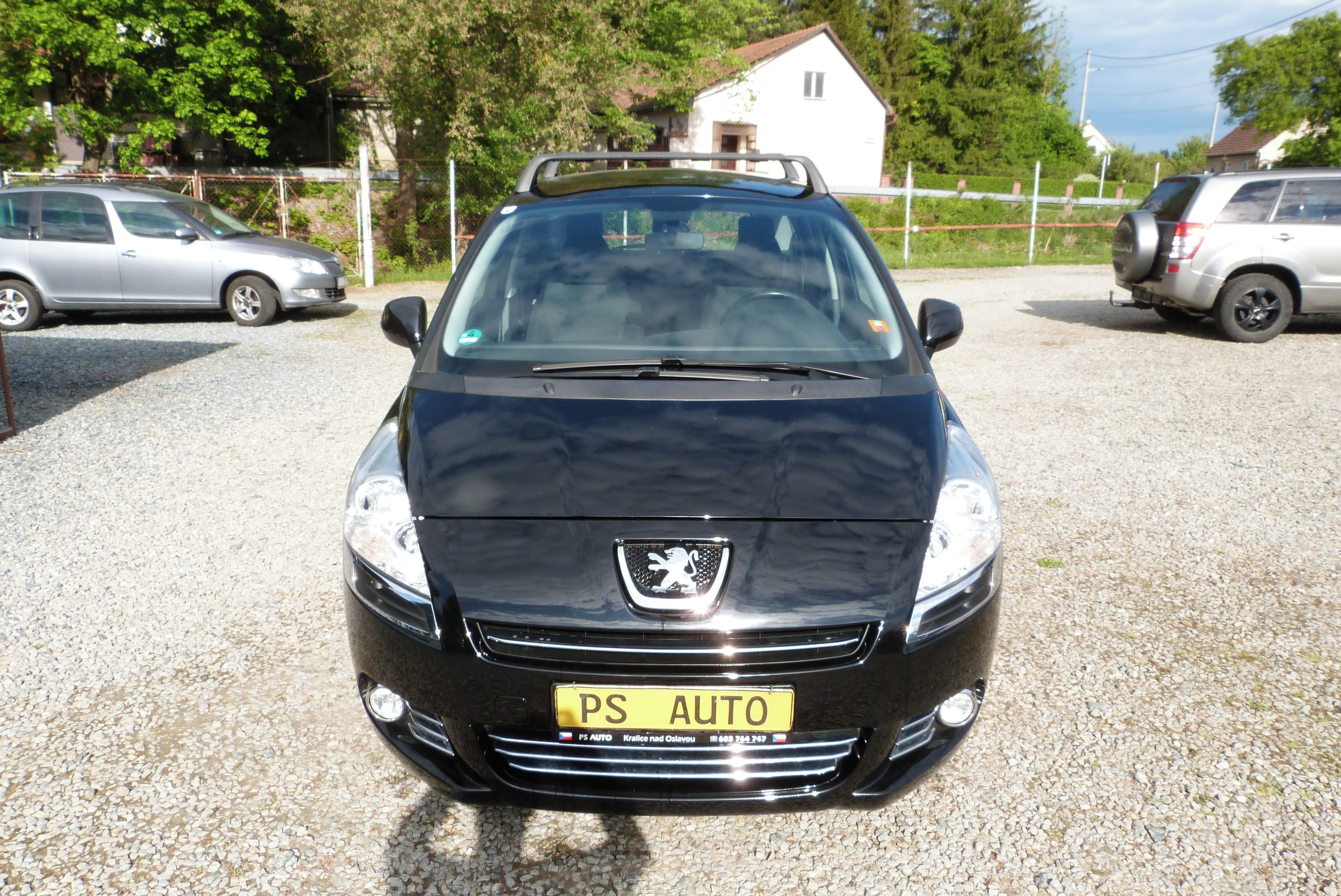 Peugeot 5008, 1.6 VTi Premium - fotka 2