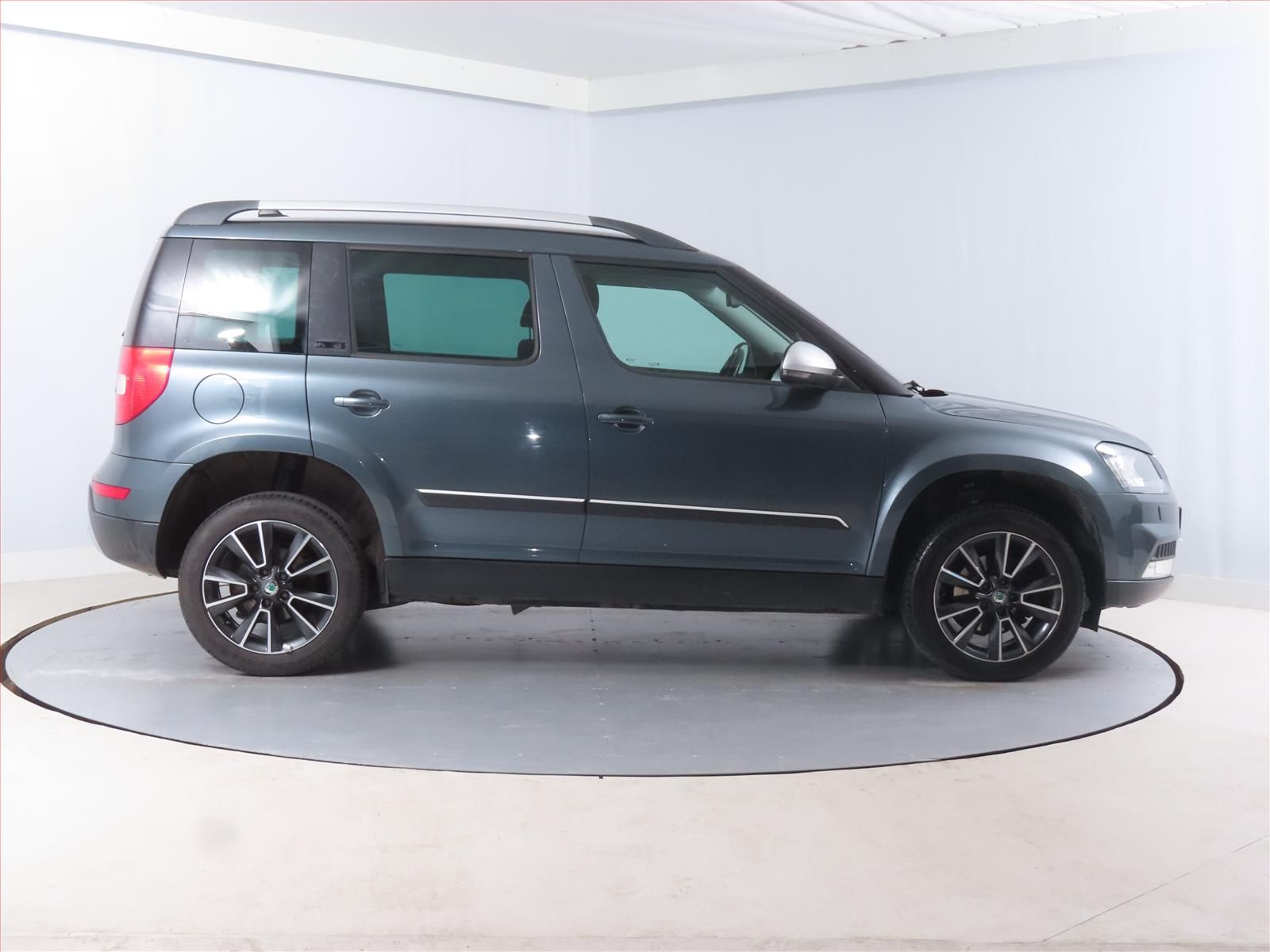 Škoda Yeti, 1.8 TSI, Ambition, 4X4 - fotka 6