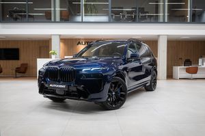 BMW X7, 40d M-SPORT MASÁŽ NEZÁVISLÉ TZ