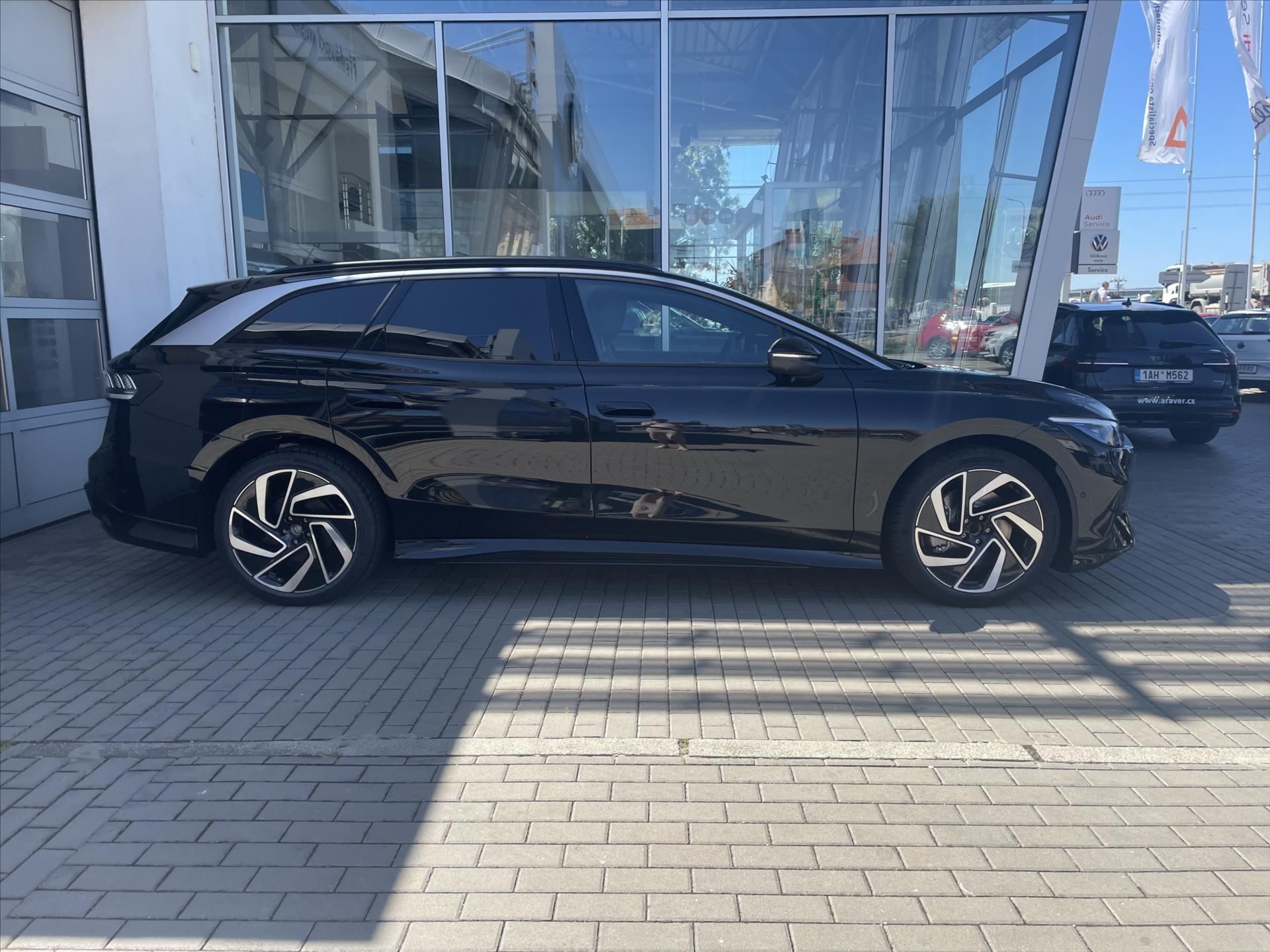 Volkswagen ID.7 Tourer, 86kW, 210kW  Pro S People - fotka 4