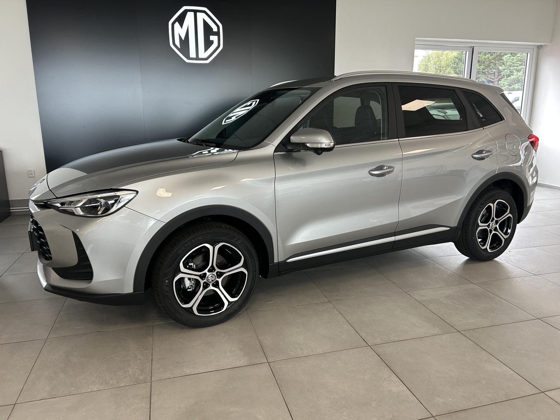 MG ZS, 1,5 HEV 145kW Emotion - fotka 2