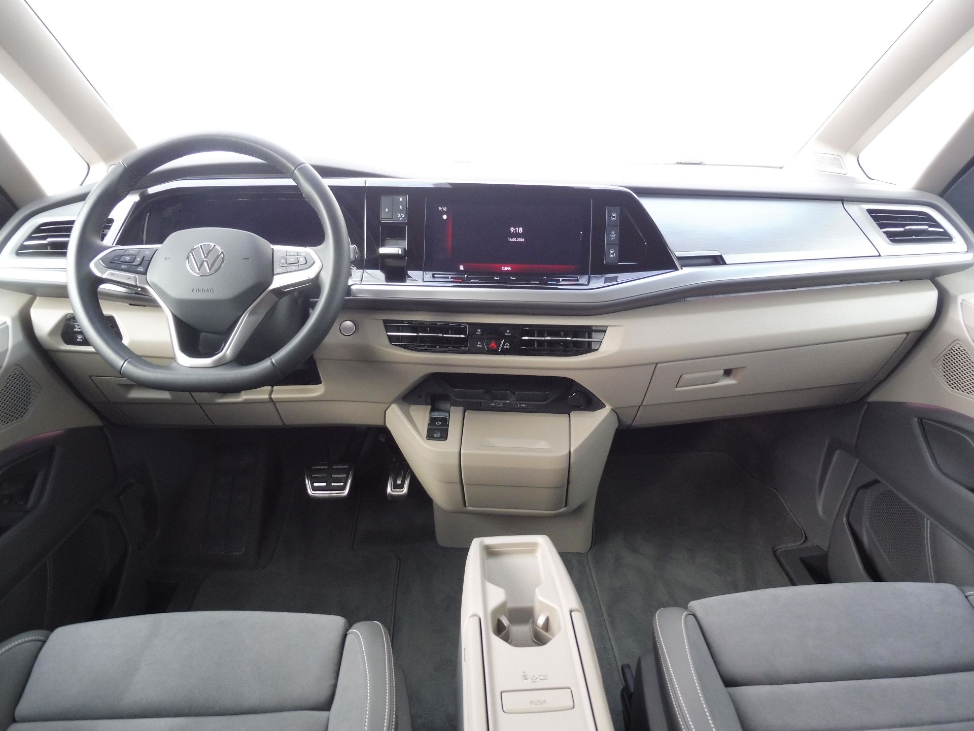 Volkswagen Multivan, Style 1,5 TSI PHEV 180kW DSG 4 - fotka 5