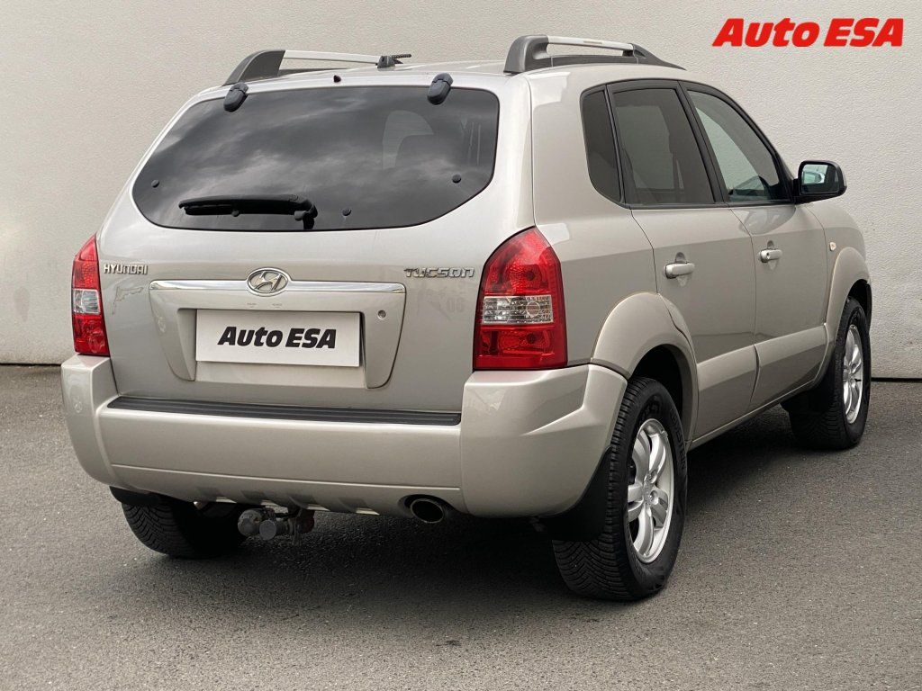 Hyundai Tucson, 2.0i - fotka 4