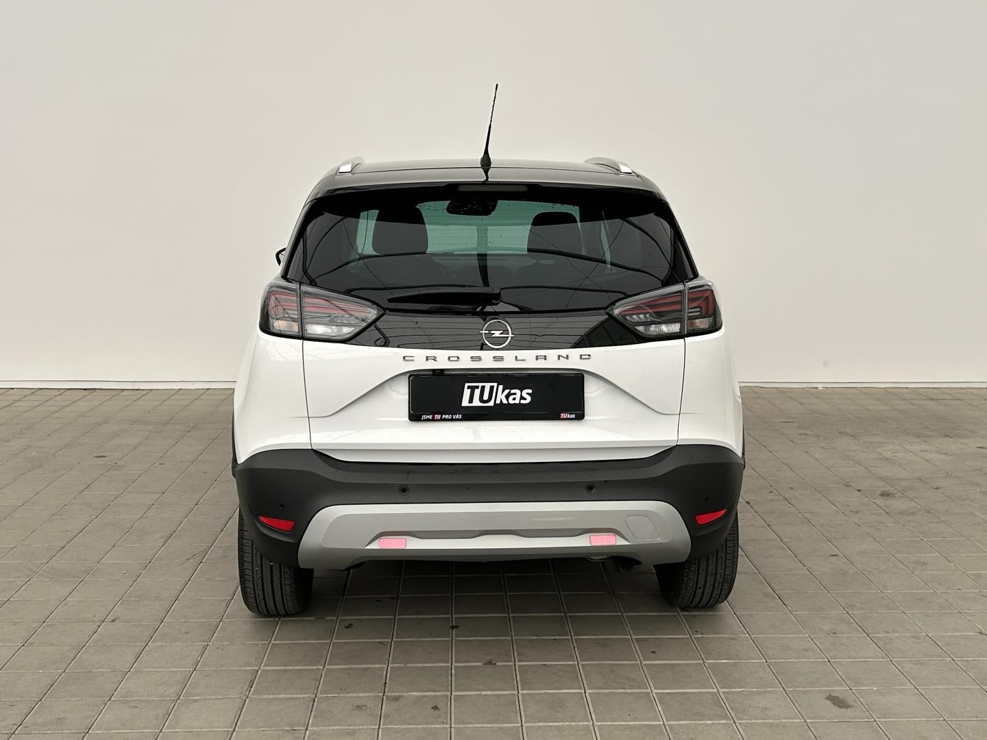 Opel Crossland X, 1.2T 96kW Elegance - fotka 4