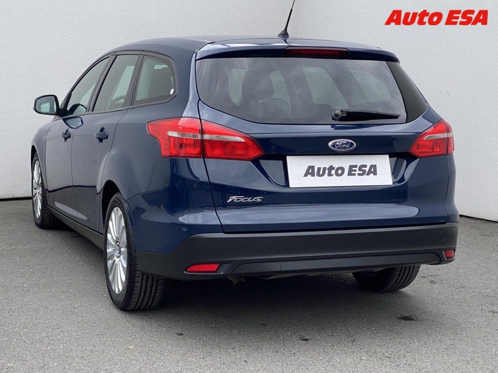 Ford Focus, 1.5 - fotka 6