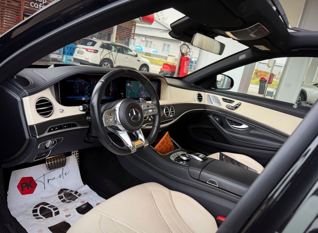 Mercedes-Benz Třídy S, Mercedes S560 4Matic AMG - fotka 6