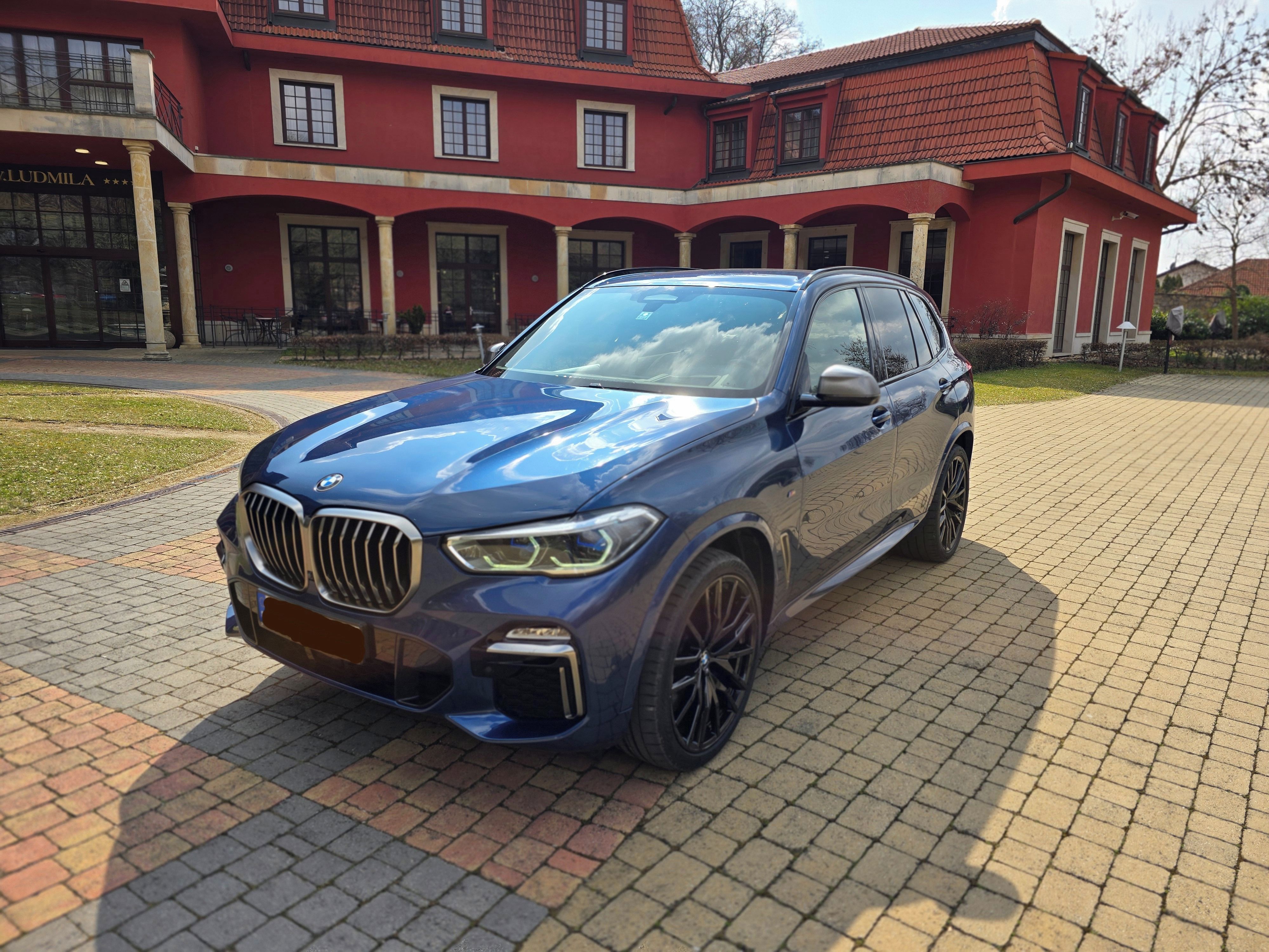 BMW X5, BMW X5 M50i 390kW NOVÝ MOTOR