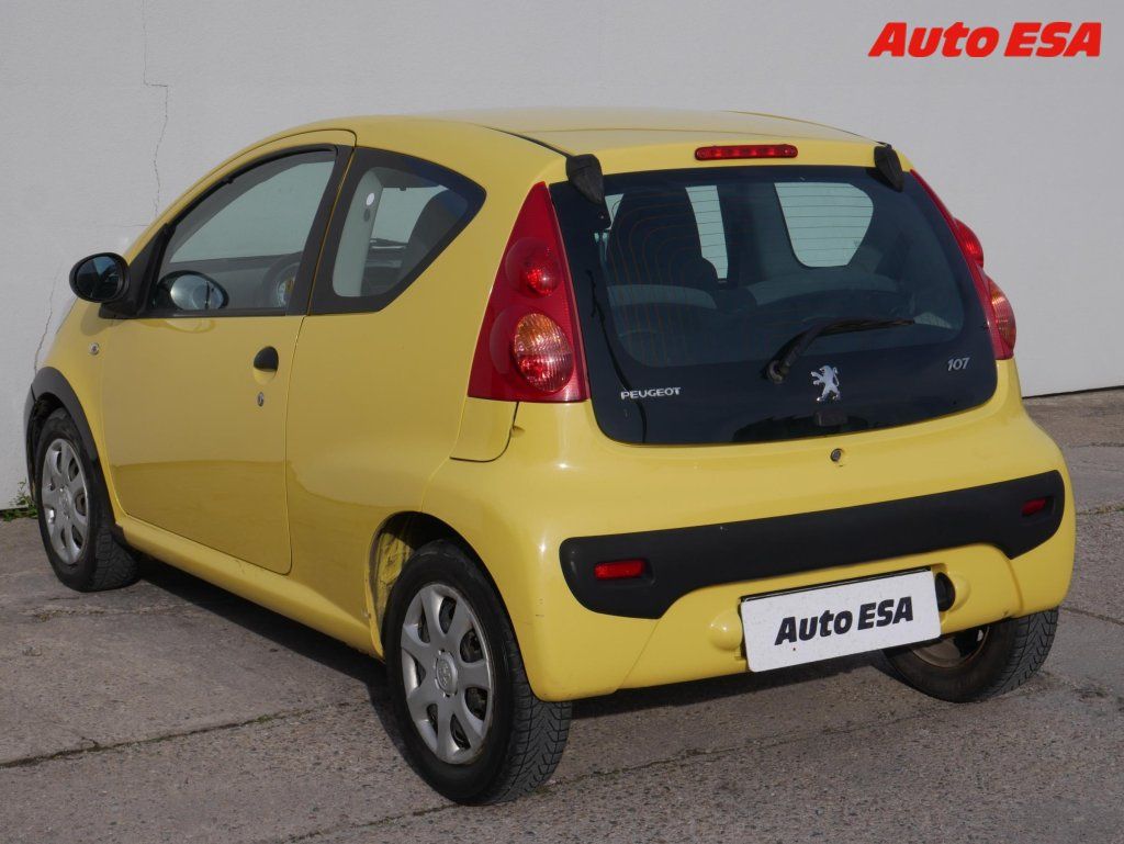Peugeot 107, 1.0i - fotka 4