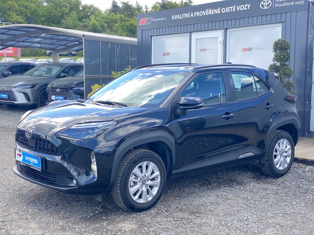 Toyota Yaris Cross, 1.5HEV, ČR-1m, Comfort, DPH - fotka 3