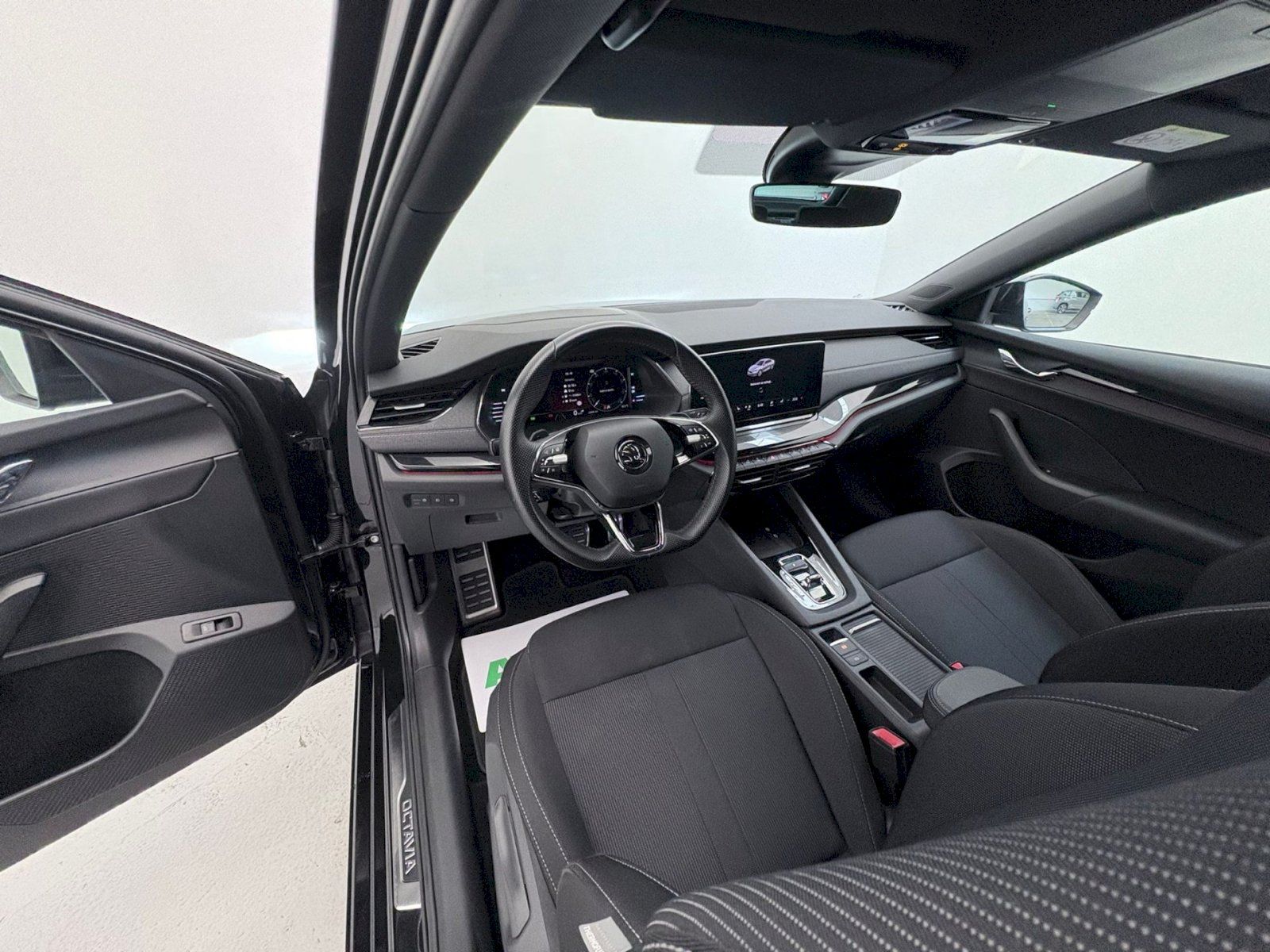 Škoda Octavia, SportLine 1.5 TSI/ 110kW, 7DSG - fotka 5