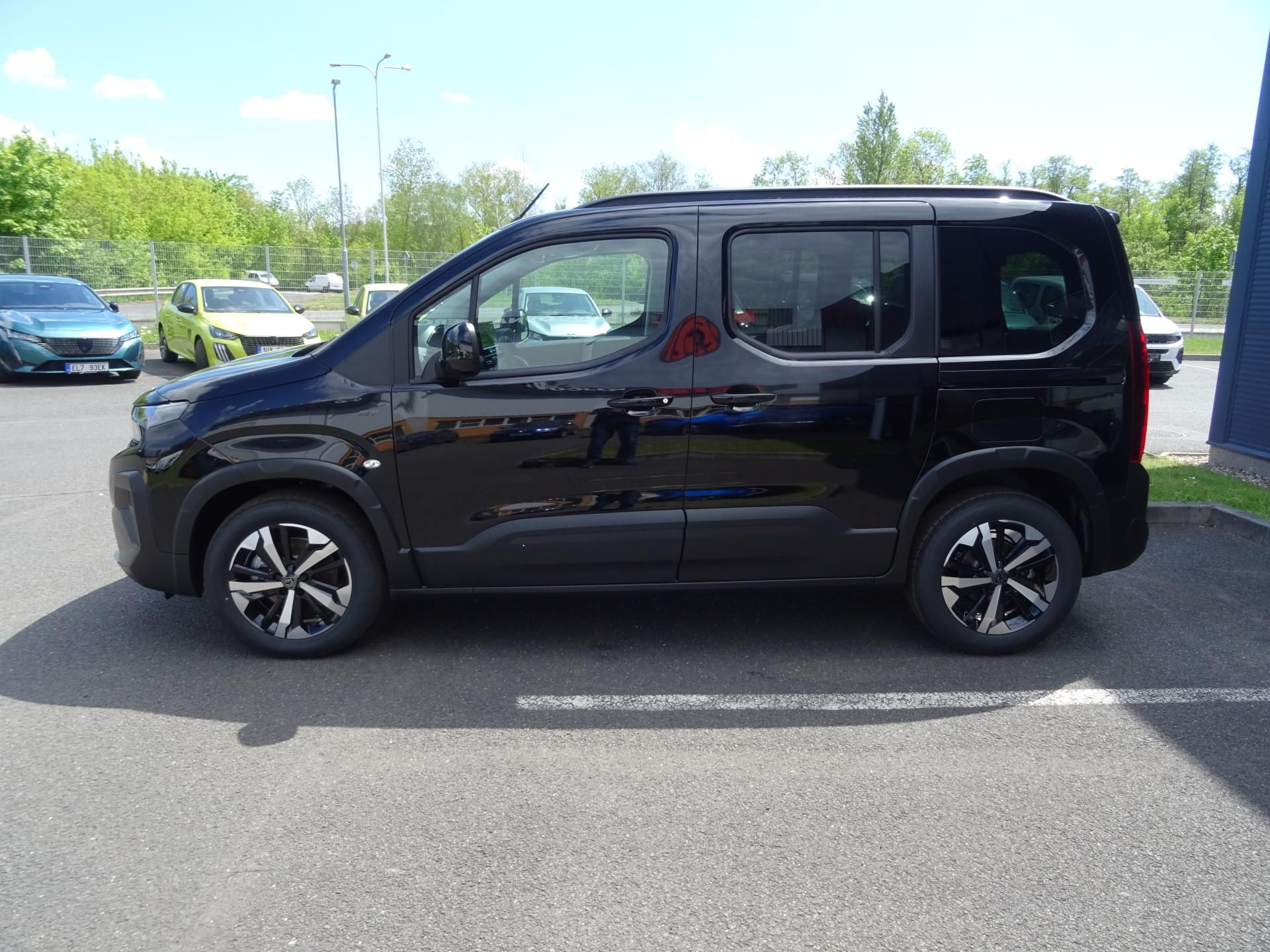 Peugeot Rifter, GT BlueHDi 130k S&S EAT8 - fotka 4