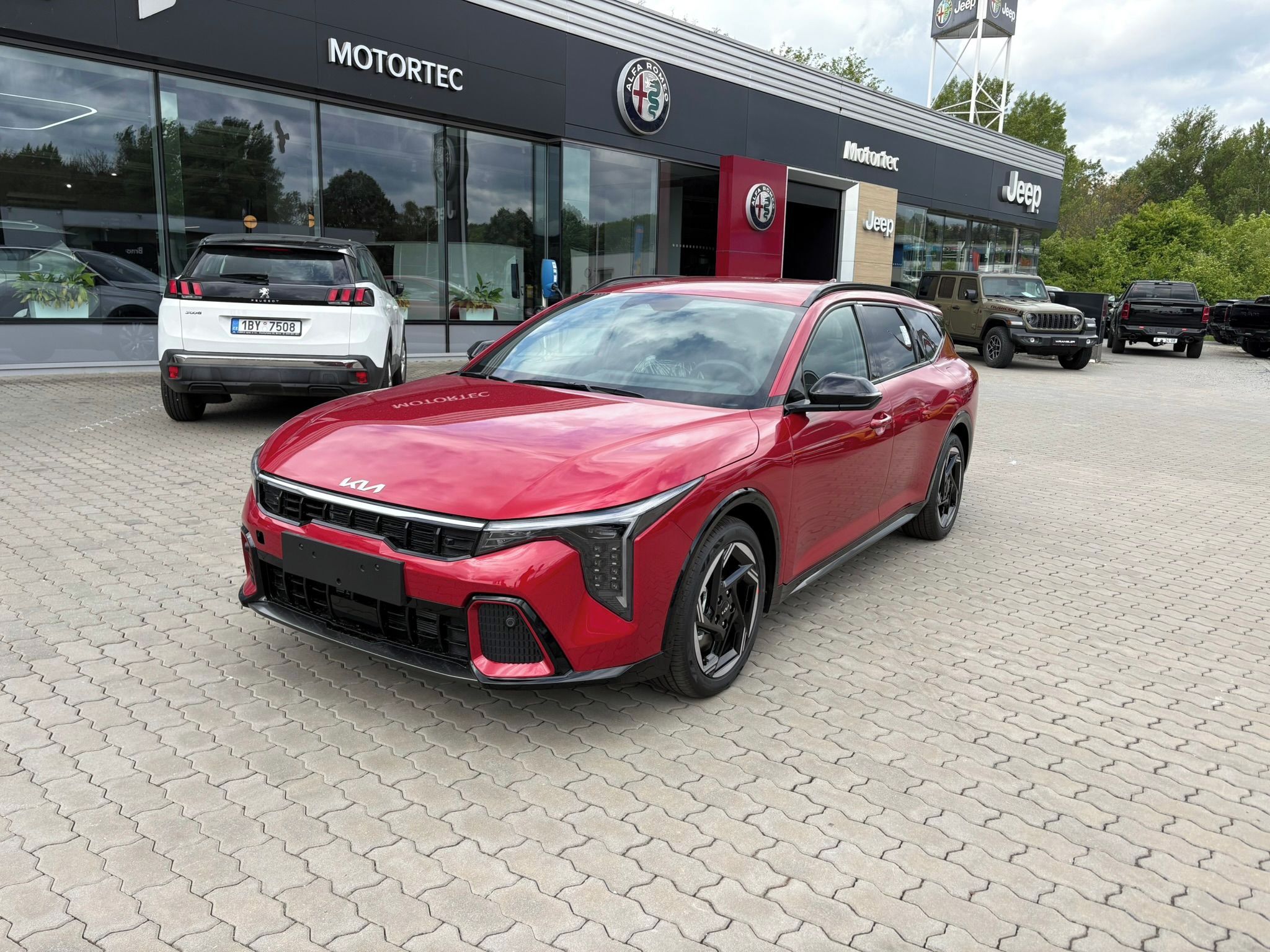 Kia K4, SW 1,6 T-GDi GPF 7DCT GT-LINE - fotka 3
