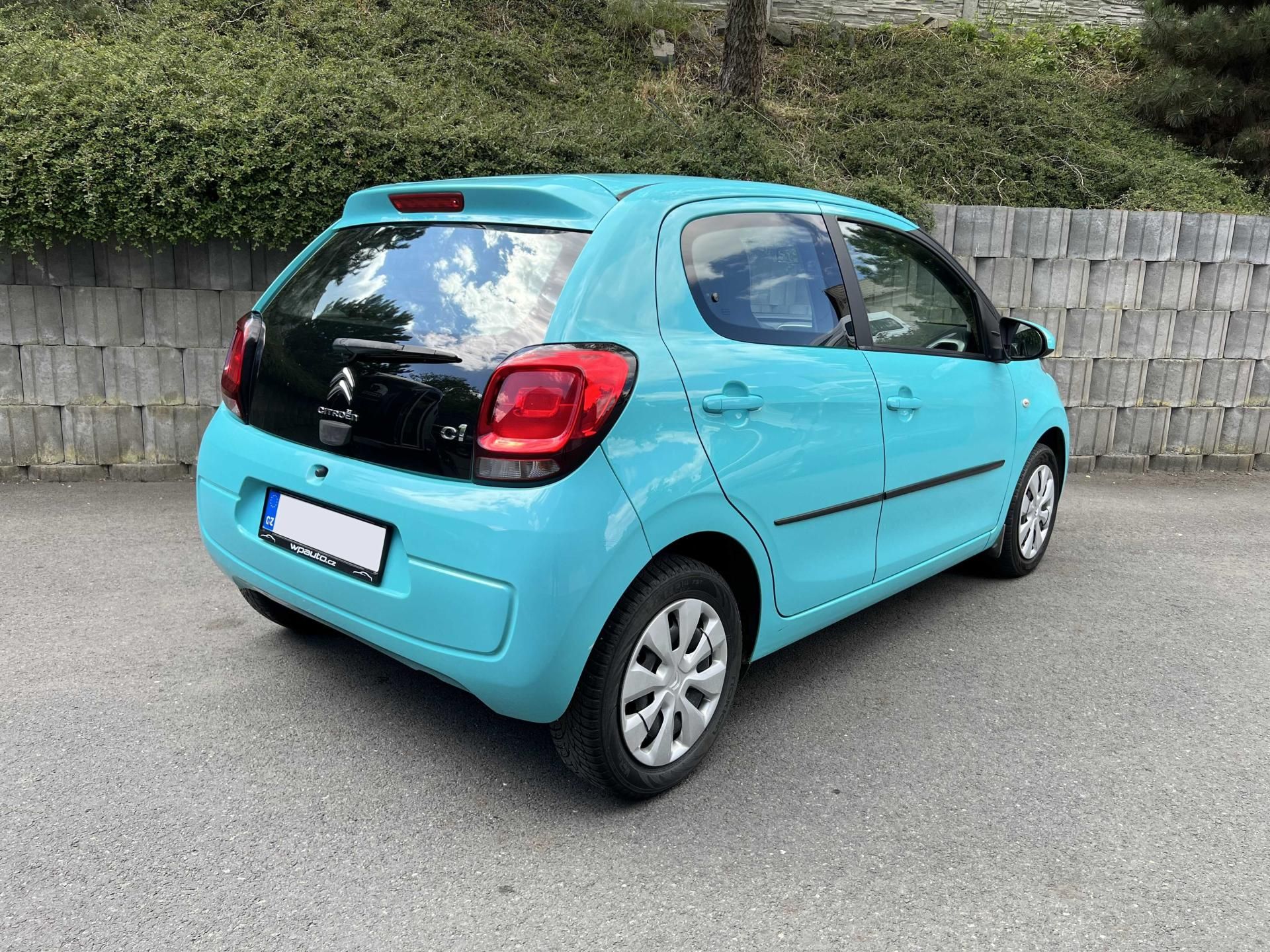 Citroën C1, 1.0 VTi 51 kW 1.MAJ SERVISKA - fotka 4