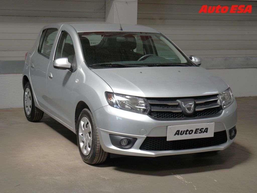 Dacia Sandero, 1.2i,2.maj,ČR,AC