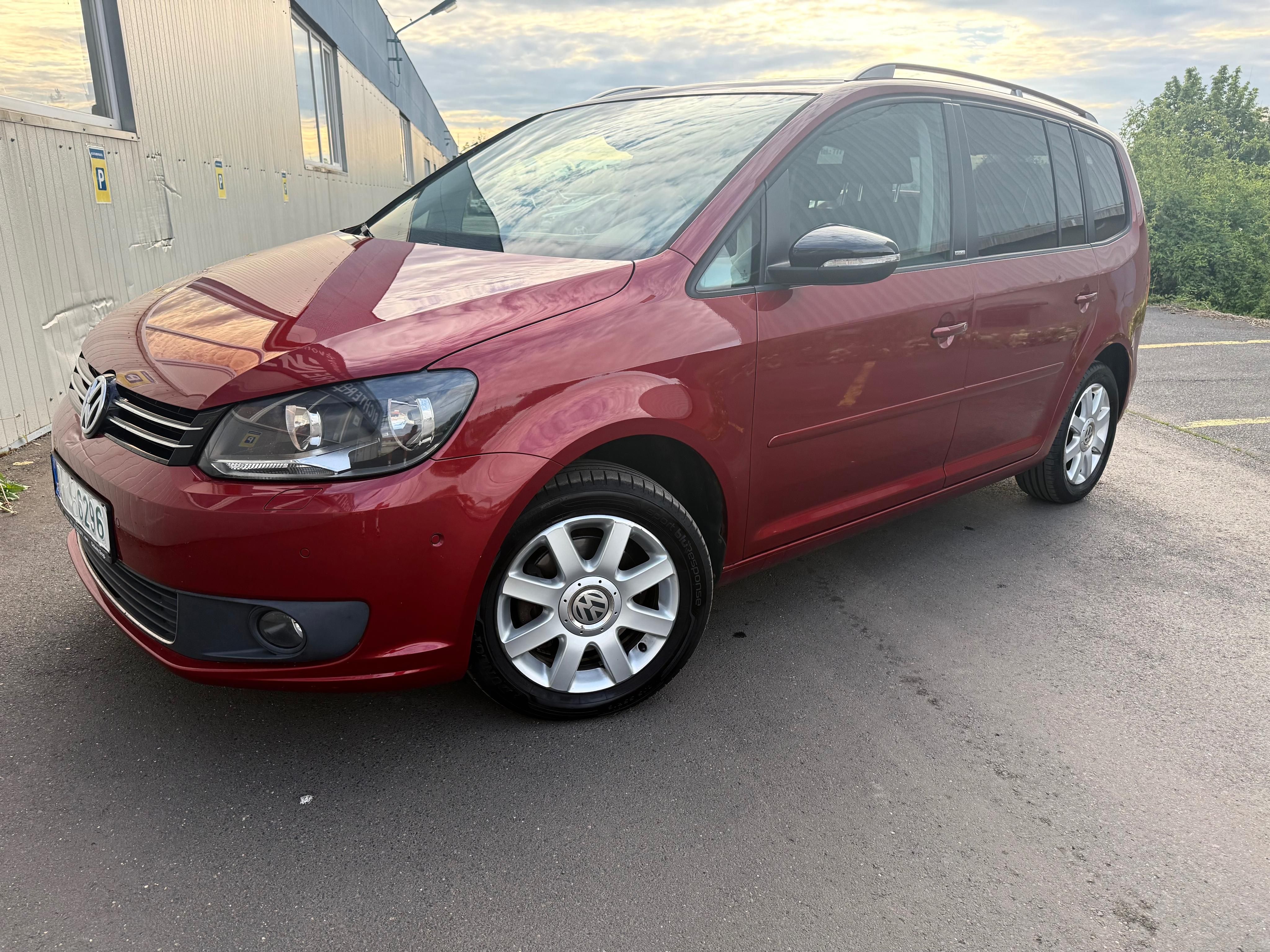 Volkswagen Touran, 1.4TSI DSG WEBASTO - fotka 5