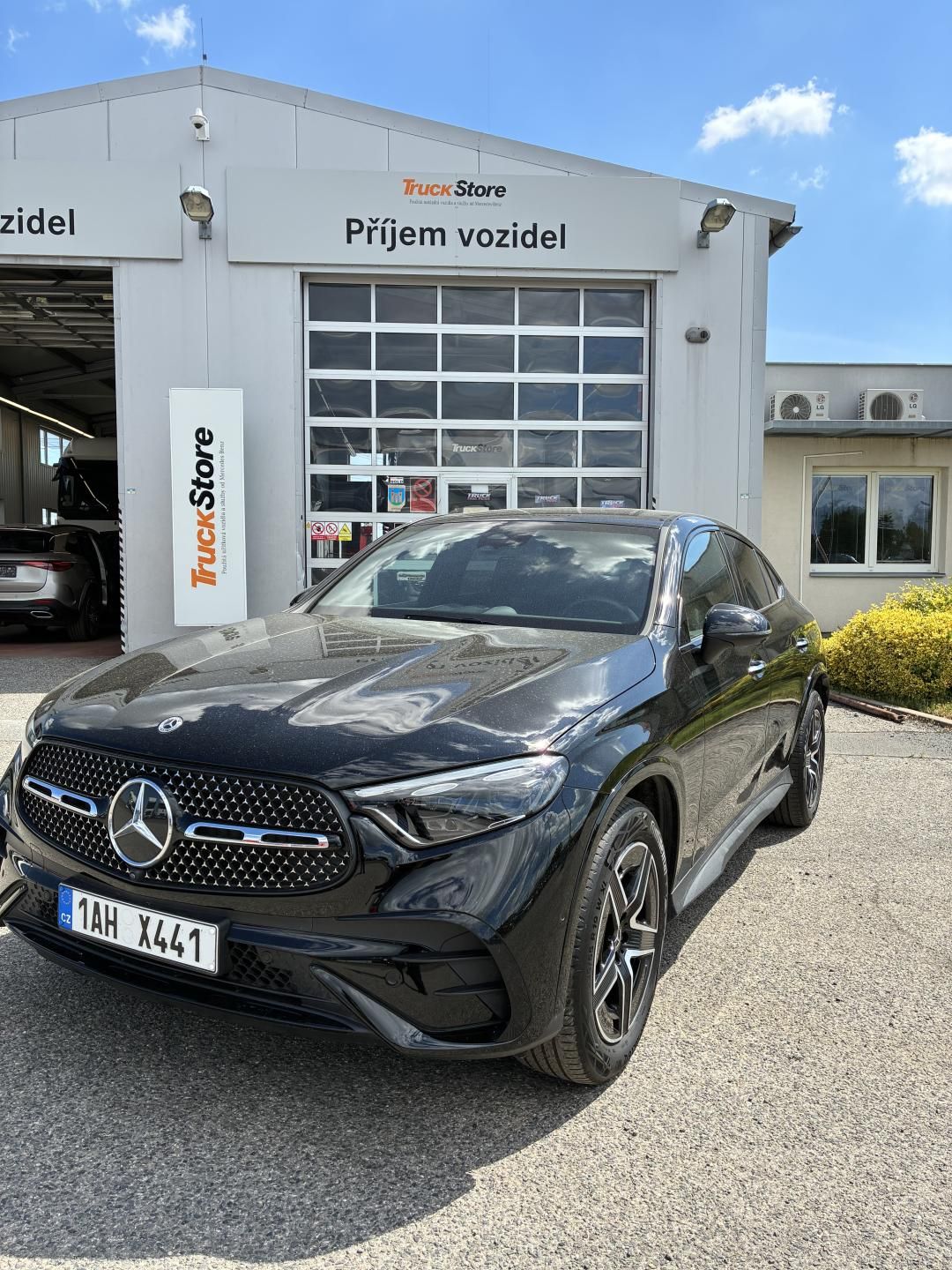 Mercedes-Benz GLC, 220d 4MATIC kupé - fotka 3