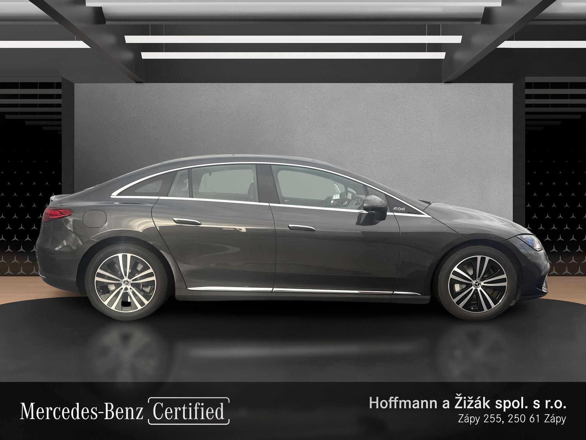 Mercedes-Benz EQE, 300 - fotka 4
