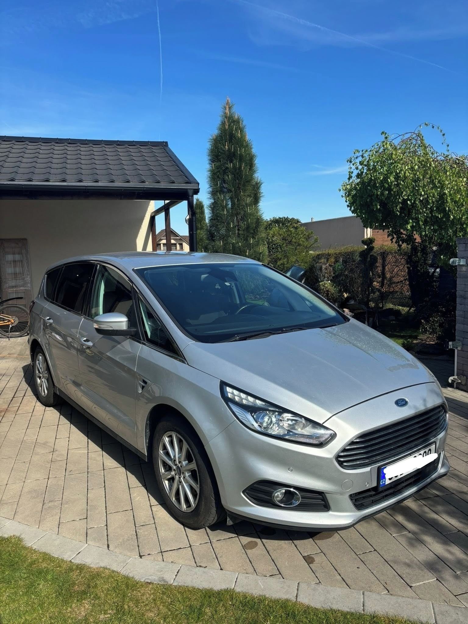 Ford S-MAX, 2.0 TDCi TREND 110kW - fotka 2