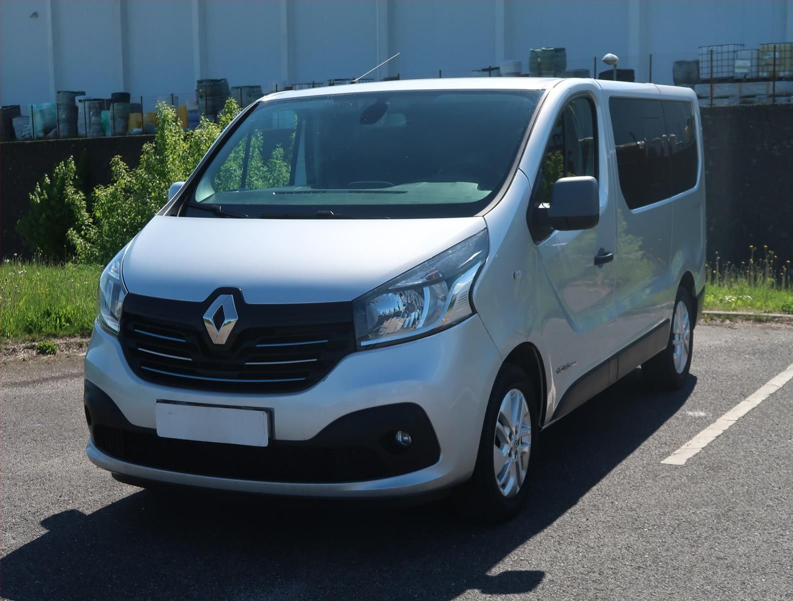 Renault Trafic, 1.6 dCi, Bus, 8Míst, Klima, ČR - fotka 2