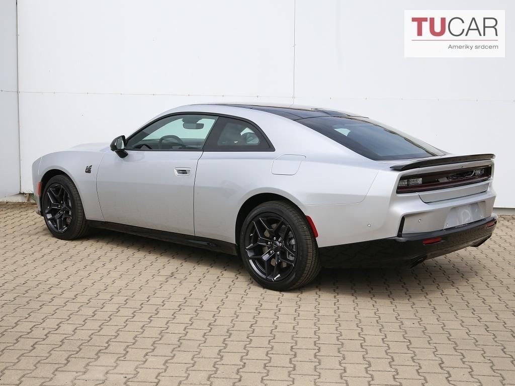 Dodge Charger, 2dv. Scat Pack 3,0 V6 AWD - fotka 4
