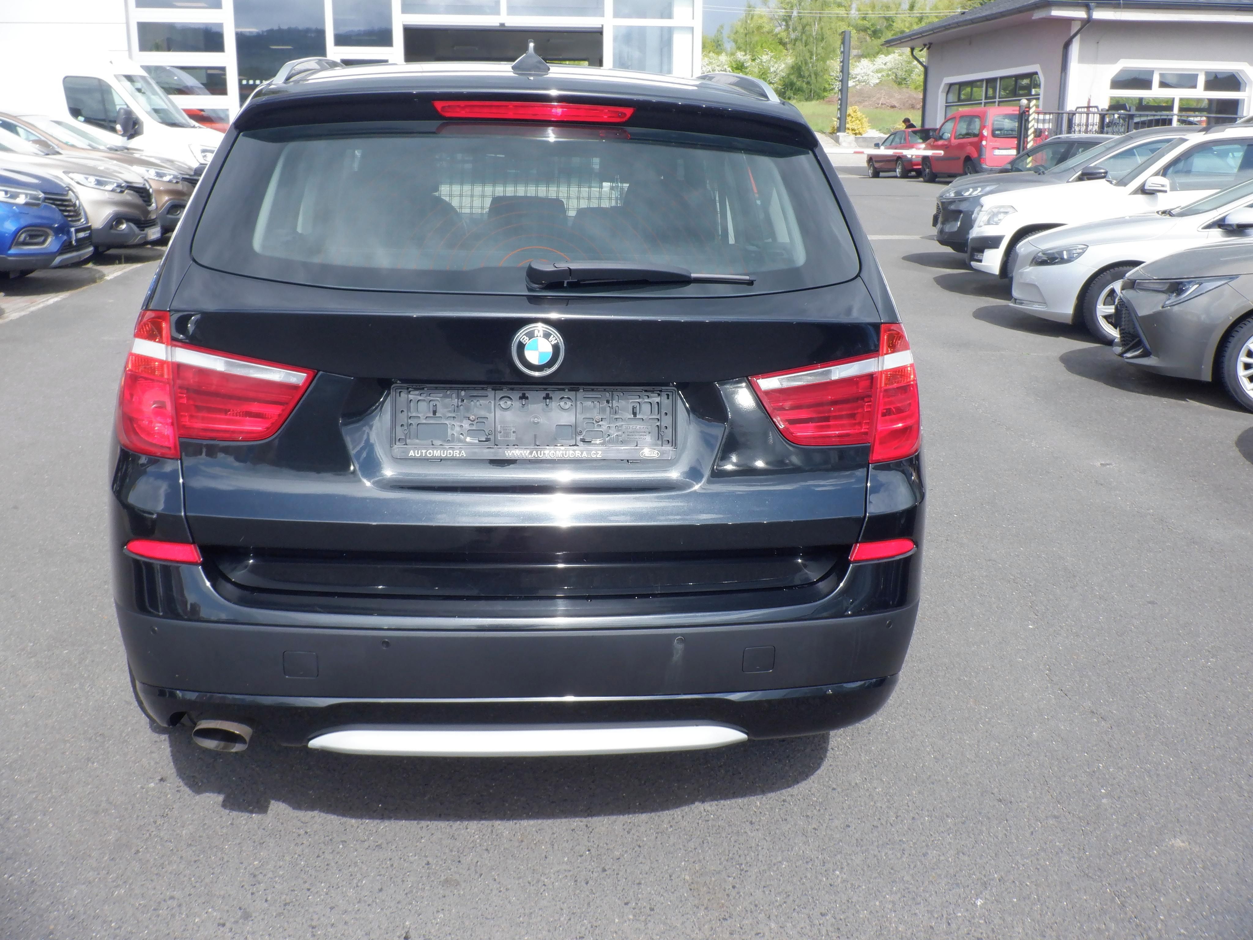 BMW X3, 2.0d xDrive,135kW,1.majitel!! - fotka 6