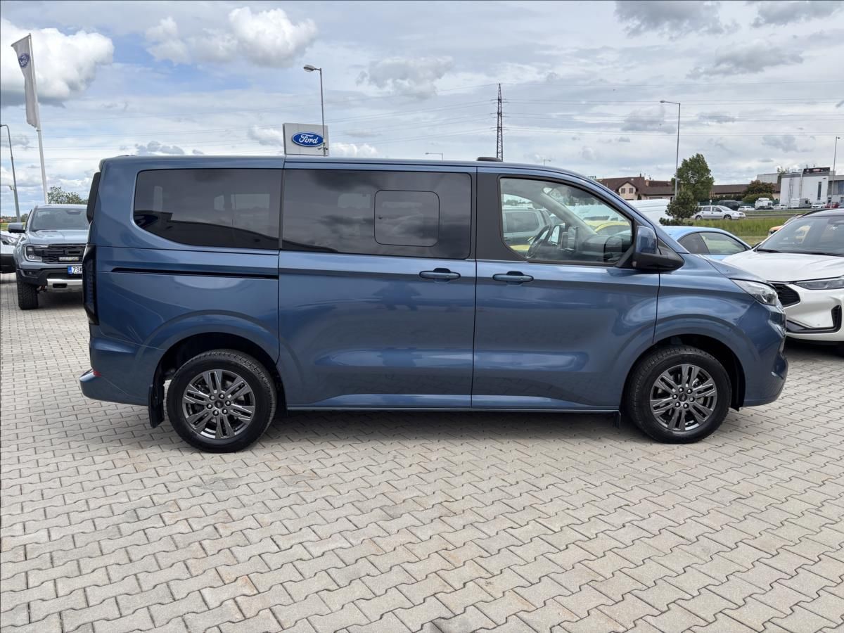 Ford Tourneo Custom, 2,0 EcoBlue Titanium 125kW L1 - fotka 6