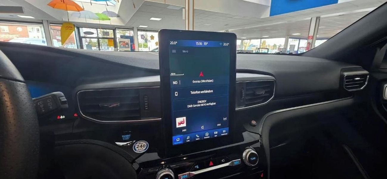 Ford Explorer, 3.0 EcoBoost Plug-in Hybrid ST - fotka 6