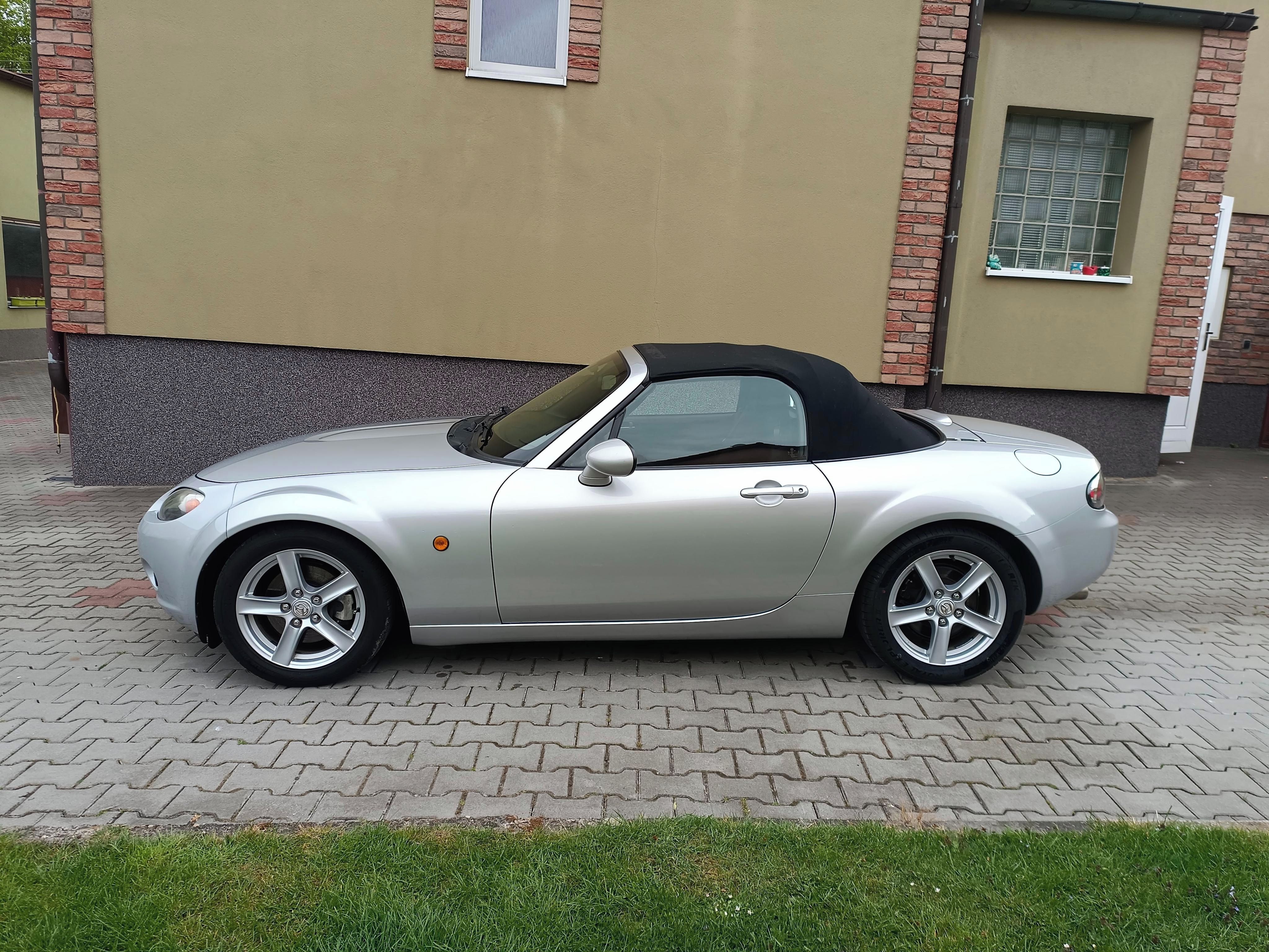 Mazda MX-5, Mx-5 1.8i 93 kW Miata - fotka 3